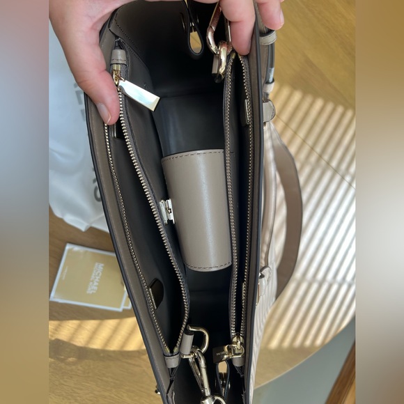 Michael Kors Truffle Benning Large Satchel - Picture 13 of 16